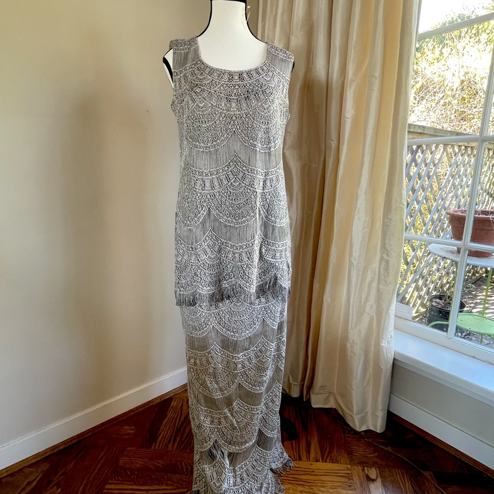 Flapper vibes 2 piece antique gold gown. Immaculate condition. US size 8-10.
